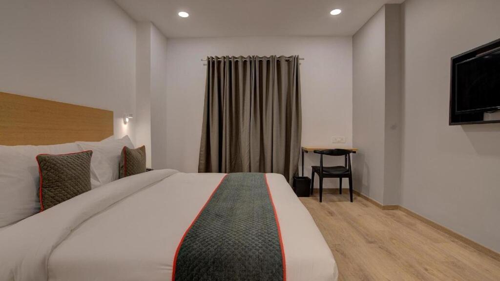 Hotel Eureka Grand Guwahati Exterior foto